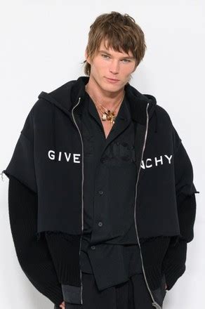 jordan barrett givenchy|Jordan Barrett is dialling in our autumn style right from .